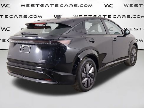Used 2024 Nissan Ariya AWD image 42