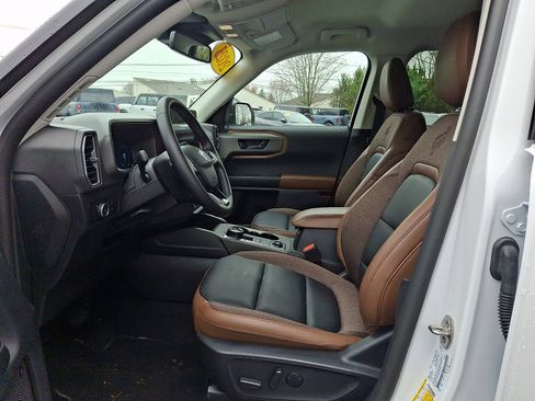 Used 2025 Ford Bronco Sport Outer Banks w/ Outer Banks Tech Package+ image 13