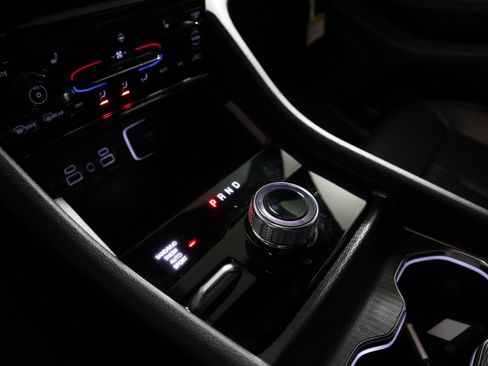New 2025 Jeep Grand Cherokee L Limited AWD/4WD image 29