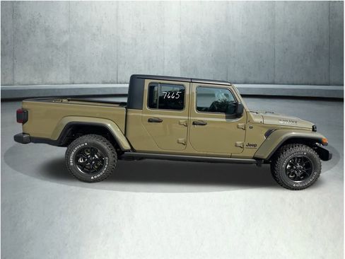 New 2025 Jeep Gladiator Willys image 6
