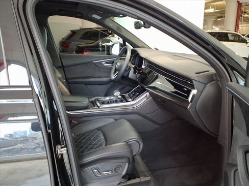 Used 2023 Audi SQ7 Premium Plus w/ Executive Package image 20
