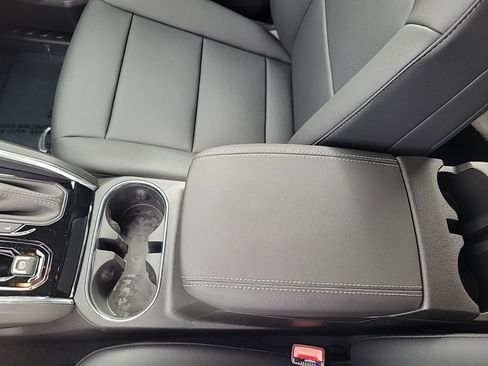 New 2026 GMC Canyon Elevation image 17