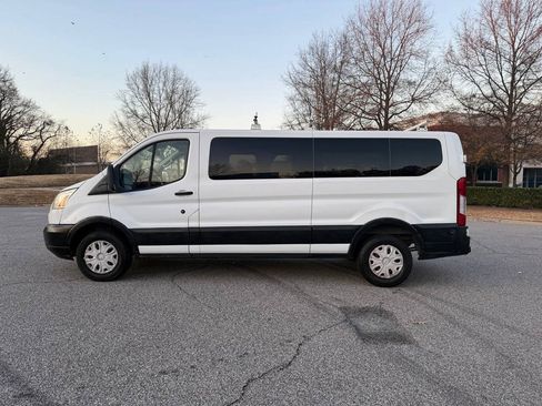 Used 2015 Ford Transit 350 XLT RWD image 3