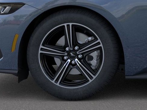 New 2025 Ford Mustang Coupe image 19