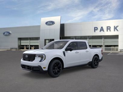 New 2025 Ford Maverick Lariat w/ Black Appearance Package