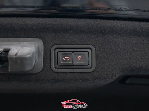 Used 2015 Audi A8 L 4.0T image 51