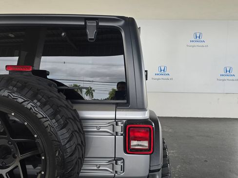 Used 2019 Jeep Wrangler Unlimited Sport S AWD/4WD image 28