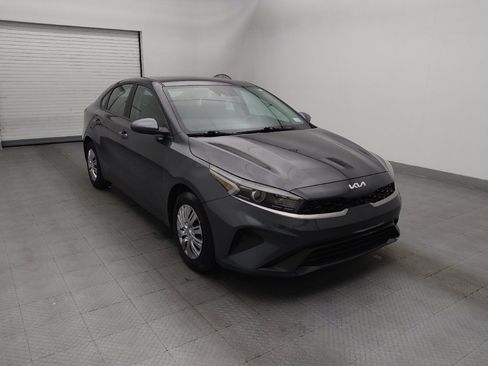 Used 2024 Kia Forte LX image 13