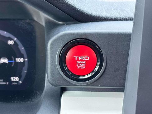 Used 2024 Toyota Tacoma TRD Sport AWD/4WD image 25