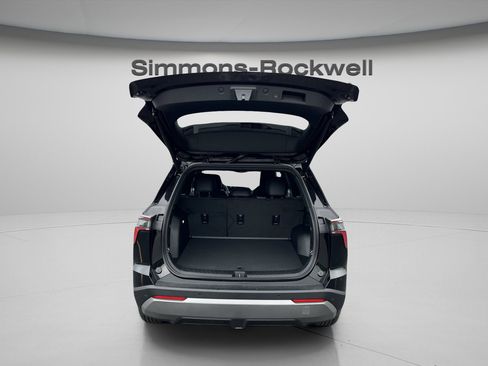 New 2026 Chevrolet Equinox LT image 9