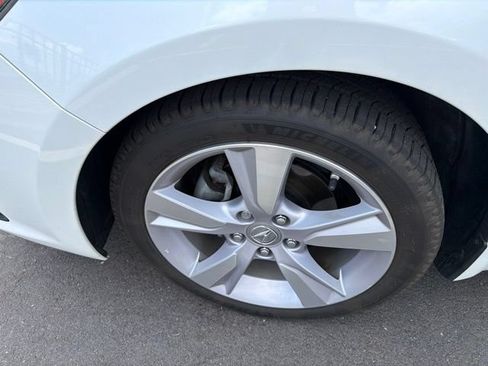 Used 2015 Acura ILX w/ Premium Package FWD image 9