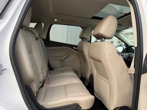 Used 2017 Ford Escape Titanium image 13