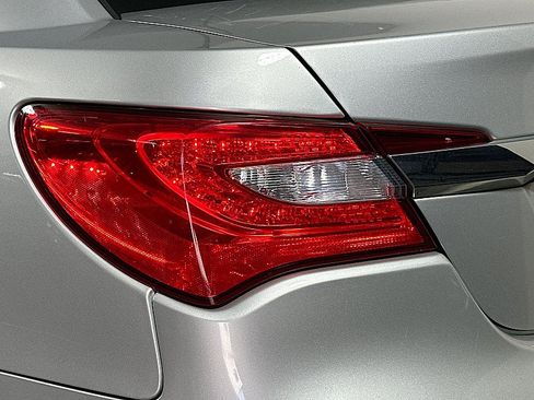 Used 2012 Chrysler 200 Limited w/ Sun/Sound Group FWD image 24