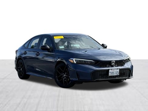 Used 2026 Honda Civic Sport image 2