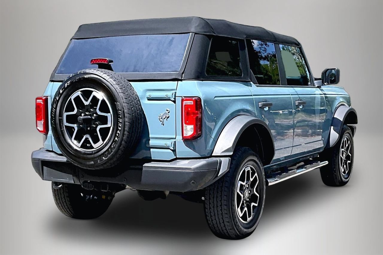 Used 2023 Ford Bronco Black Diamond w/ Sasquatch Package AWD/4WD image 5