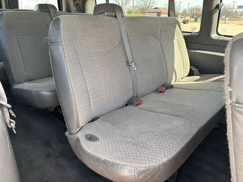 Used 2014 Chevrolet Express 3500 LT w/ LT Preferred Equipment Group image 10