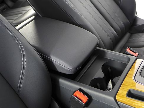 Used 2023 Audi Q5 2.0T Premium w/ Convenience Package AWD/4WD image 16