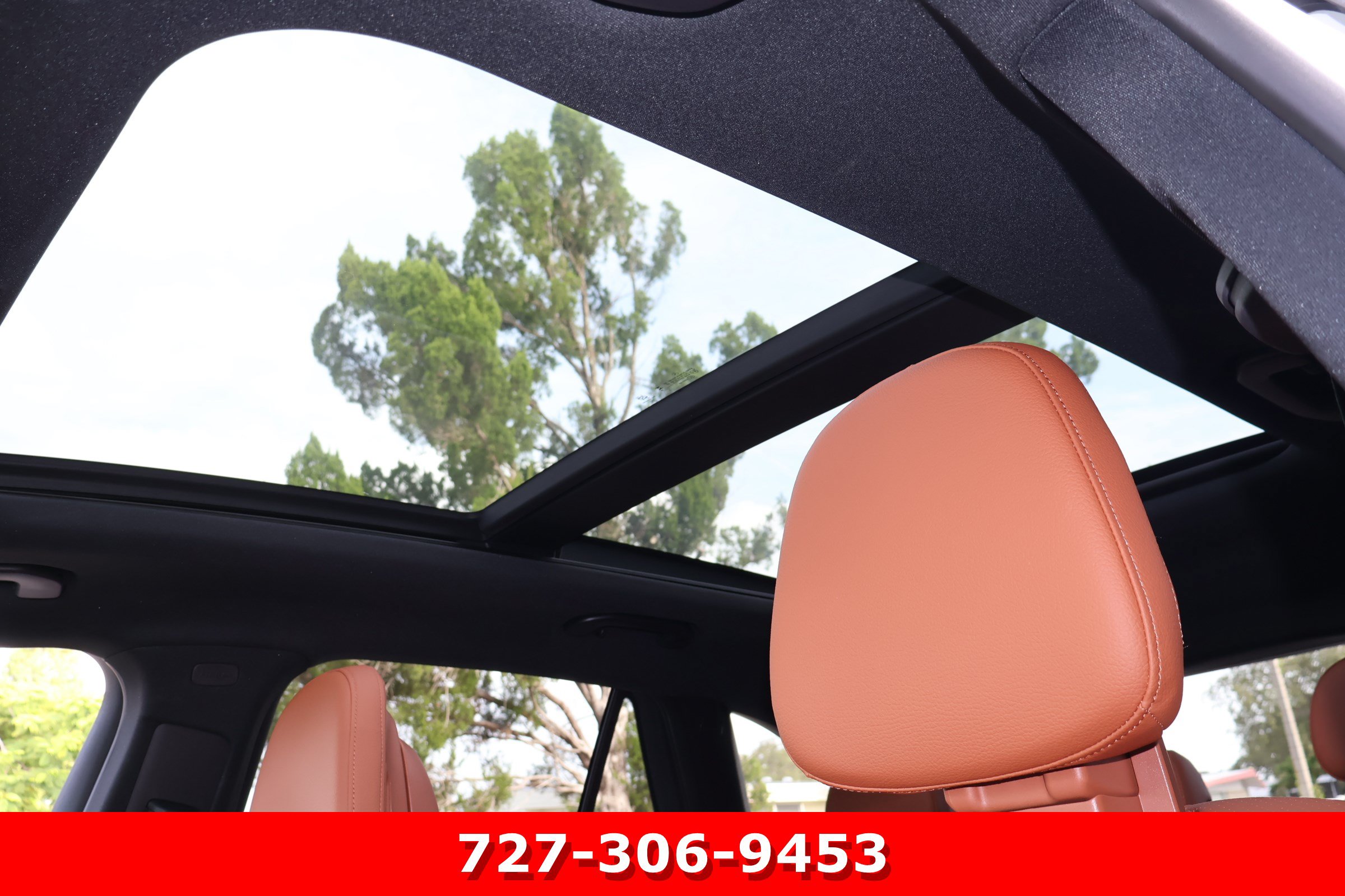 Certified 2025 Mercedes-Benz GLC 350e 4MATIC image 5