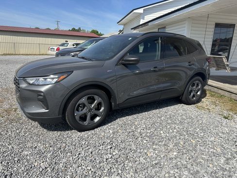 Used 2025 Ford Escape ST-Line FWD image 1