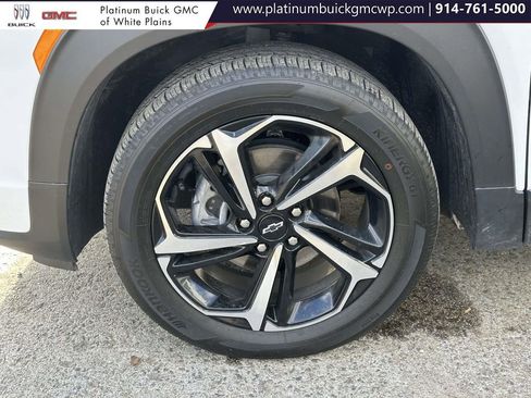 Used 2023 Chevrolet TrailBlazer RS w/ Convenience Package image 11