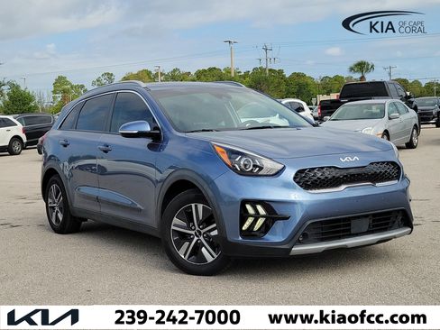 Certified 2022 Kia Niro EX Premium FWD image 1