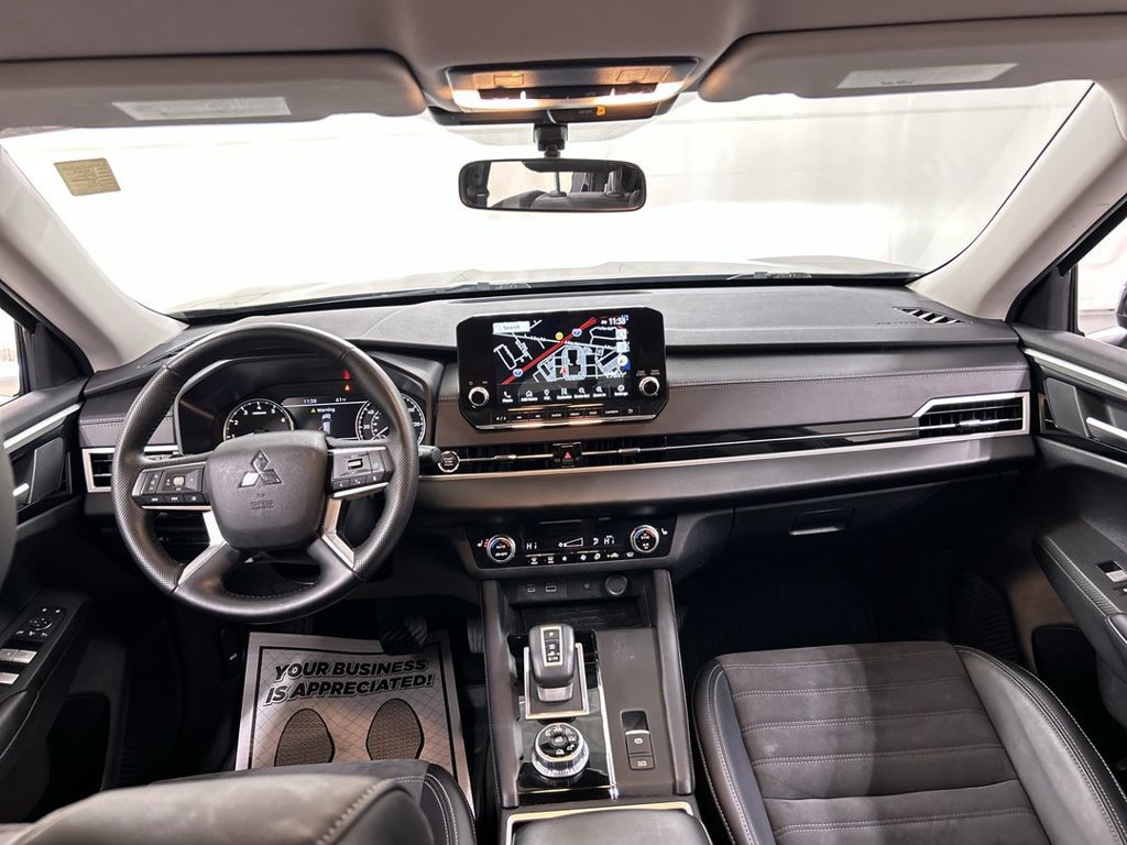 Used 2024 Mitsubishi Outlander SE AWD/4WD image 19