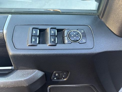 Used 2018 Ford F150 Raptor w/ Equipment Group 802A Luxury image 20