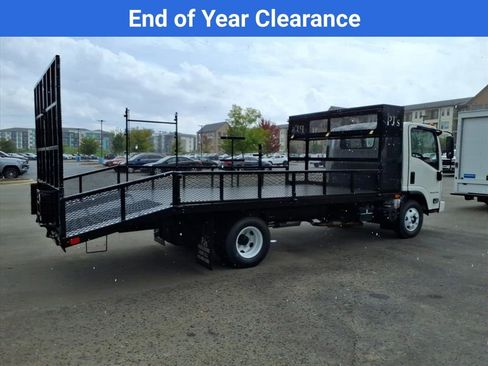 New 2025 Chevrolet Low Cab Forward image 30