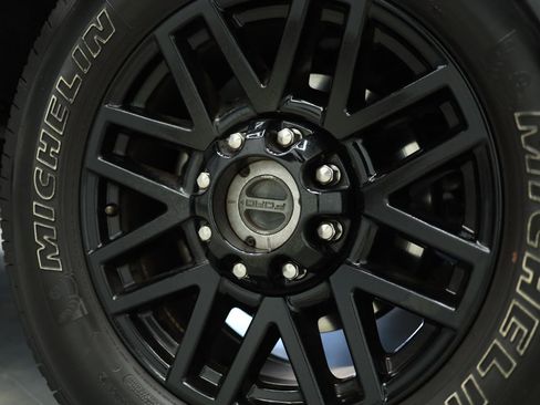 Used 2018 Ford F250 Platinum w/ Platinum Ultimate Package image 20