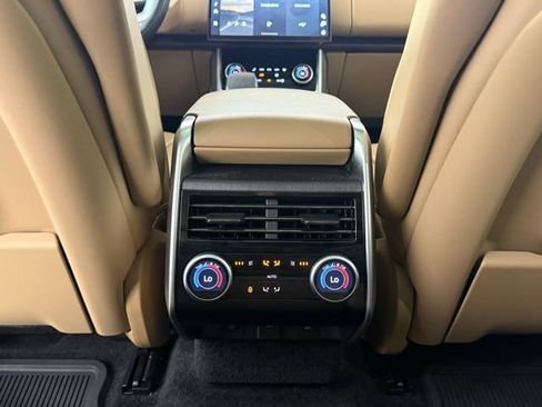 Certified 2023 Land Rover Range Rover SE image 20