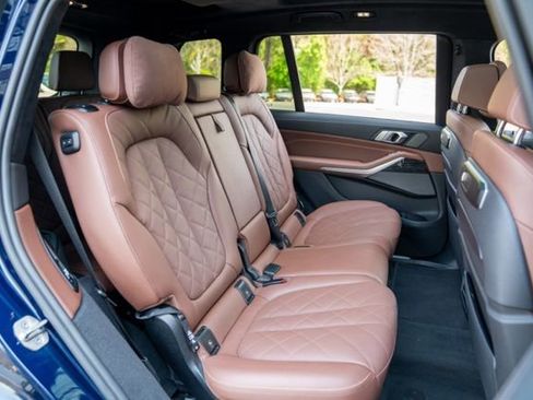 Used 2023 BMW X7 xDrive40i w/ Executive Package AWD/4WD image 45