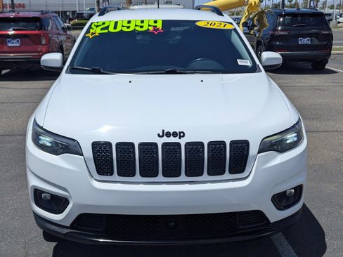 Used 2021 Jeep Cherokee Latitude Plus FWD image 6