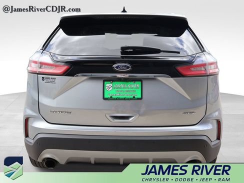 Used 2020 Ford Edge SEL w/ Cold Weather Package FWD image 4