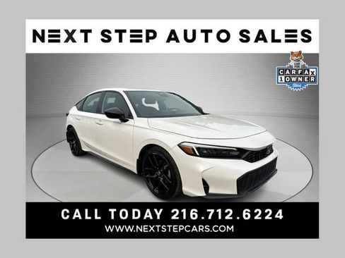 Used 2025 Honda Civic Sport image 1