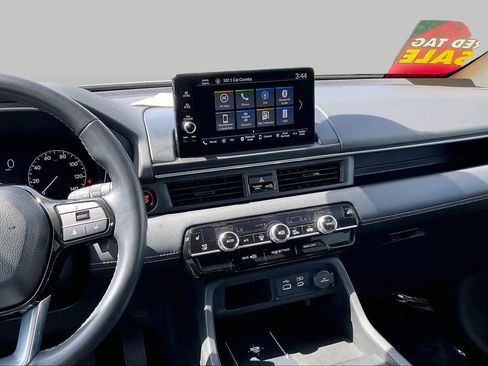 Used 2025 Honda Pilot EX-L image 7