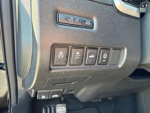 Used 2023 Nissan Murano SL w/ SL Moonroof Package AWD/4WD image 19