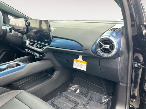 New 2026 Chevrolet Equinox EV LT AWD/4WD image 26
