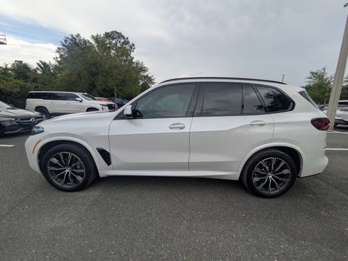 Used 2024 BMW X5 sDrive40i w/ Executive Package RWD image 7