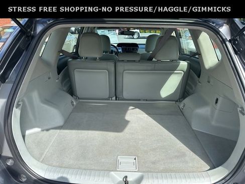 Used 2013 Toyota Prius V Five image 5