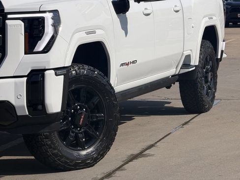 Used 2026 GMC Sierra 2500 AT4 w/ AT4 Premium Plus Package AWD/4WD image 2