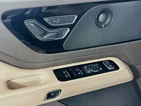 Certified 2022 Lincoln Aviator Reserve w/ Elements Package Plus image 21