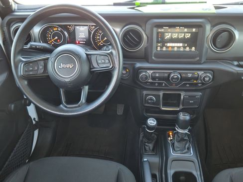 Used 2023 Jeep Wrangler Sport image 29