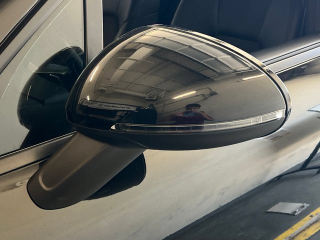 Used 2021 Porsche Macan AWD/4WD image 13