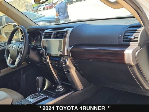 Used 2024 Toyota 4Runner Limited AWD/4WD image 30