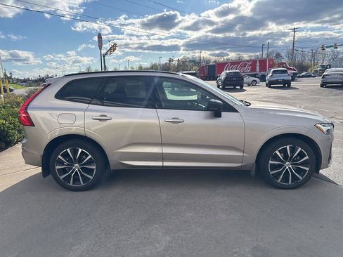 Certified 2024 Volvo XC60 B5 Plus w/ Protection Package Premier image 5