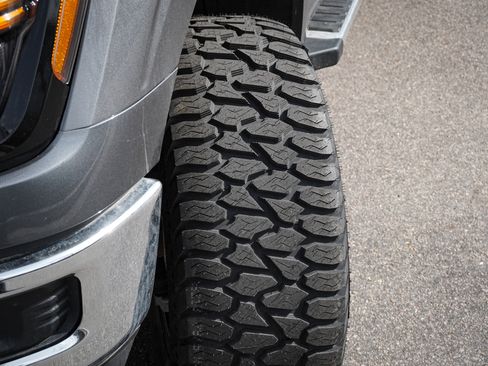 Used 2024 Ford F150 XLT image 13