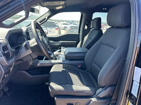 Used 2025 Ford F150 XLT w/ Equipment Group 301A Standard AWD/4WD image 9