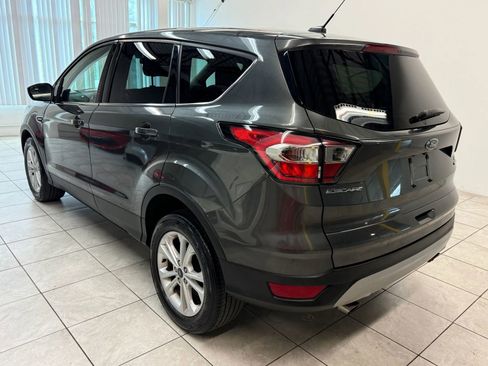 Used 2017 Ford Escape SE AWD/4WD image 7