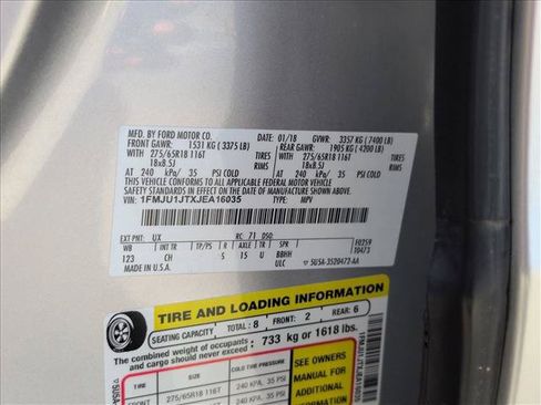 Used 2018 Ford Expedition XLT w/ Equipment Group 202A AWD/4WD image 25