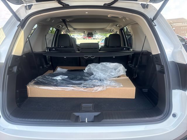 New 2026 Honda Pilot Touring image 18